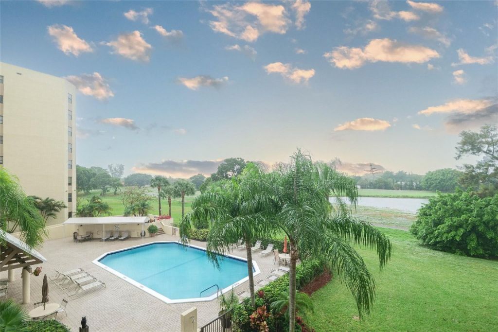 7200 Radice Court, Unit 203, Lauderhill, FL 33319 Photo