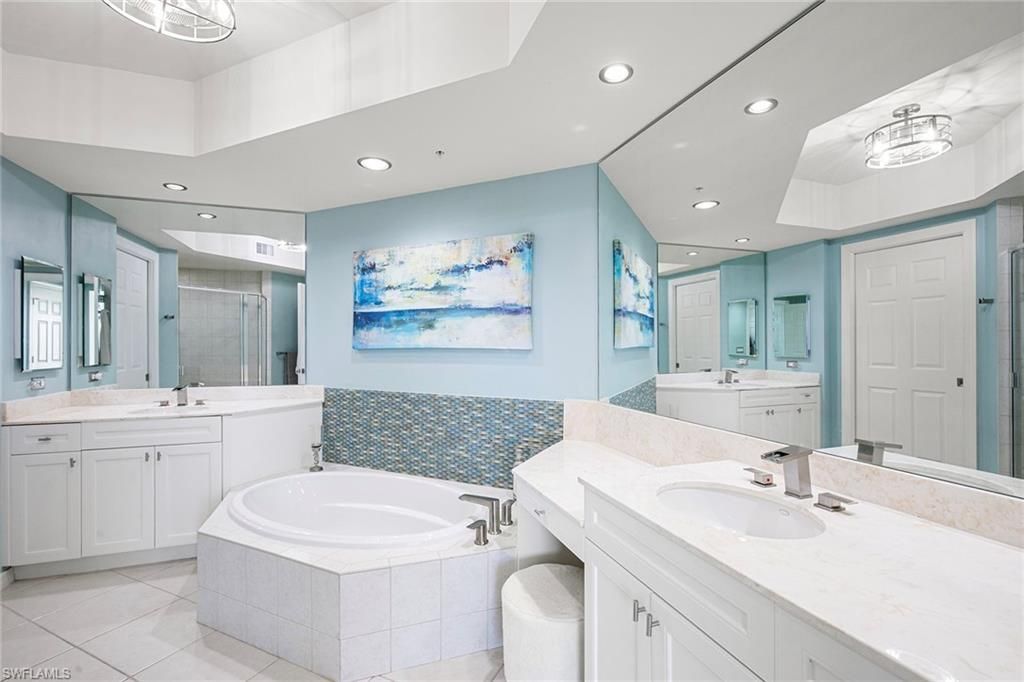 1065 Borghese Ln, Unit 701, Naples, FL 34114 Photo