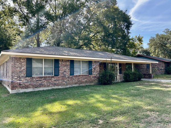 629 Auburn Dr, DeRidder, LA 70634