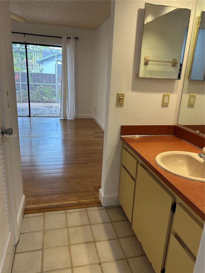 6857 SW 36th Ct, Unit 6-B, Miramar, FL 33023 Photo