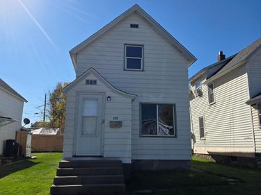 213 2nd Street SW, Chisholm, MN 55719