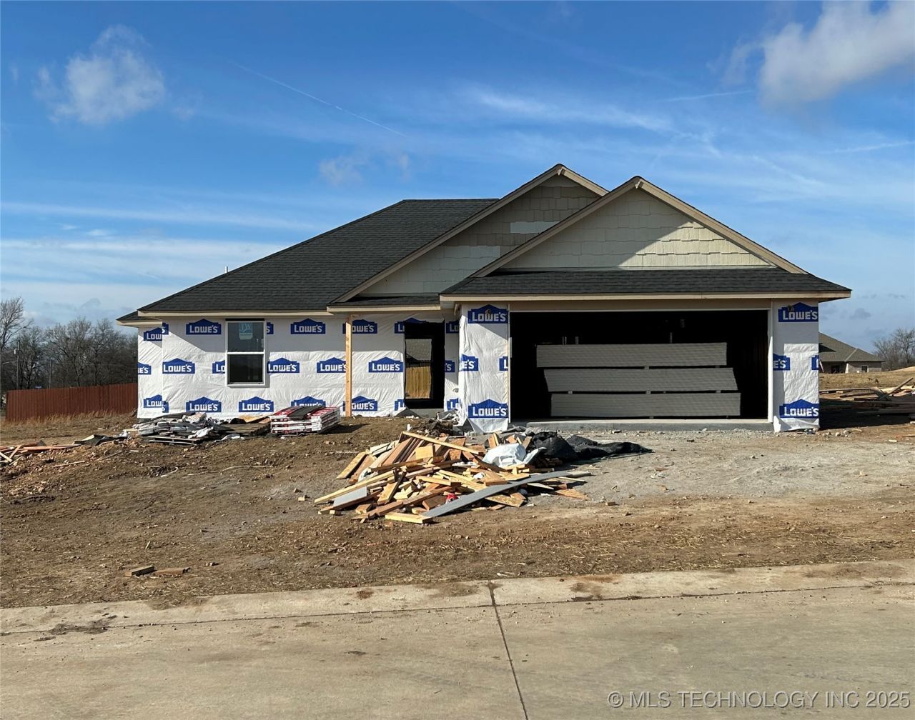 1911 N Everly Drive, Tahlequah, OK 74464 Main Photo