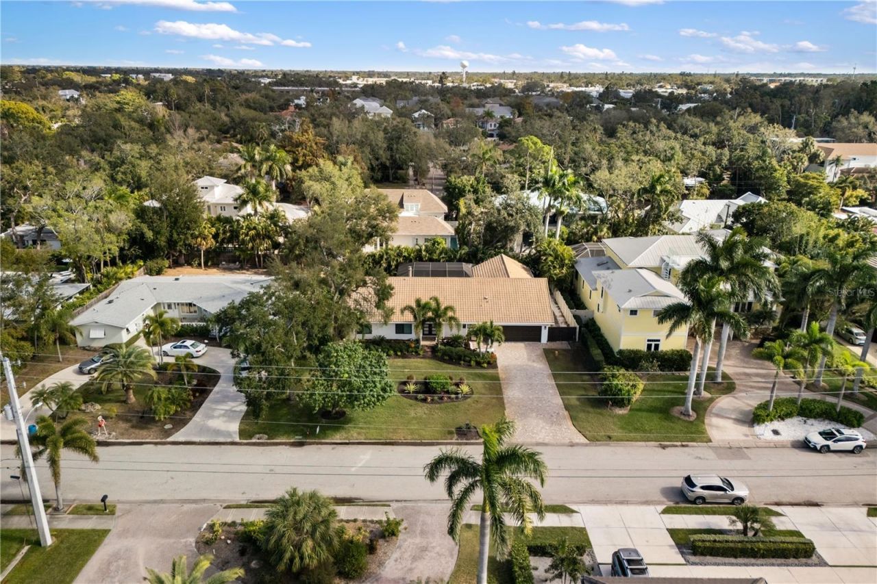 3727 Tangier Terrace, Sarasota, FL 34239 Photo