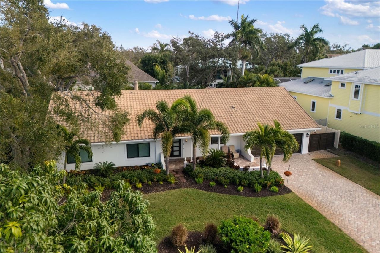 3727 Tangier Terrace, Sarasota, FL 34239 Photo