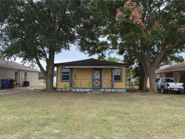 603 DR J A WILTSHIRE AVENUE W, LAKE WALES, FL 33853