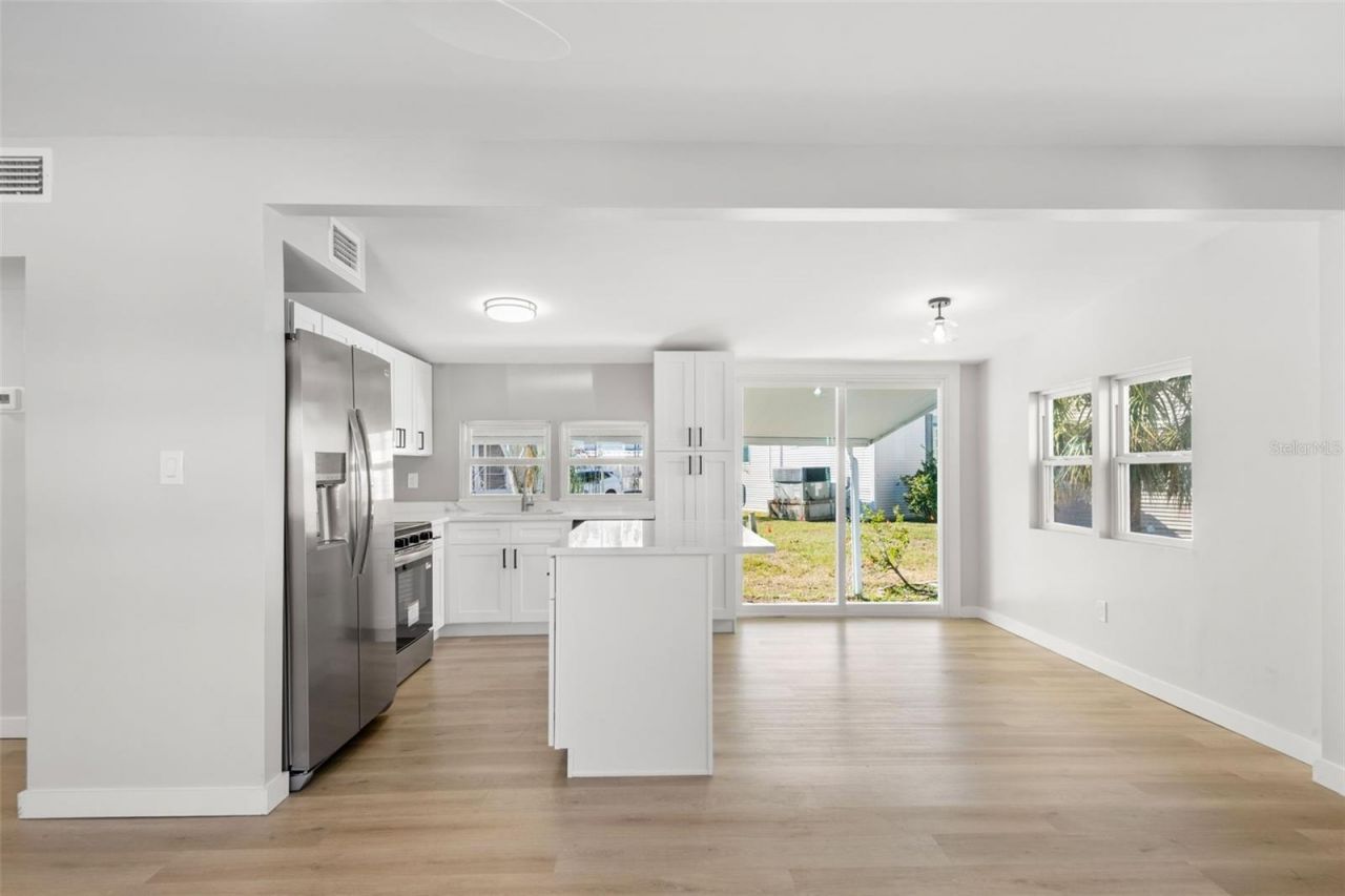 6823 Mount Pleasant Road Ne, Unit 37, Saint Petersburg, FL 33702 Photo