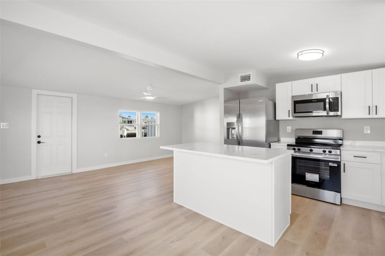 6823 Mount Pleasant Road Ne, Unit 37, Saint Petersburg, FL 33702 Photo