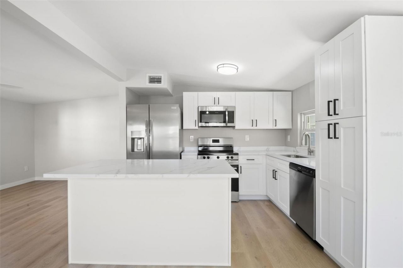 6823 Mount Pleasant Road Ne, Unit 37, Saint Petersburg, FL 33702 Photo