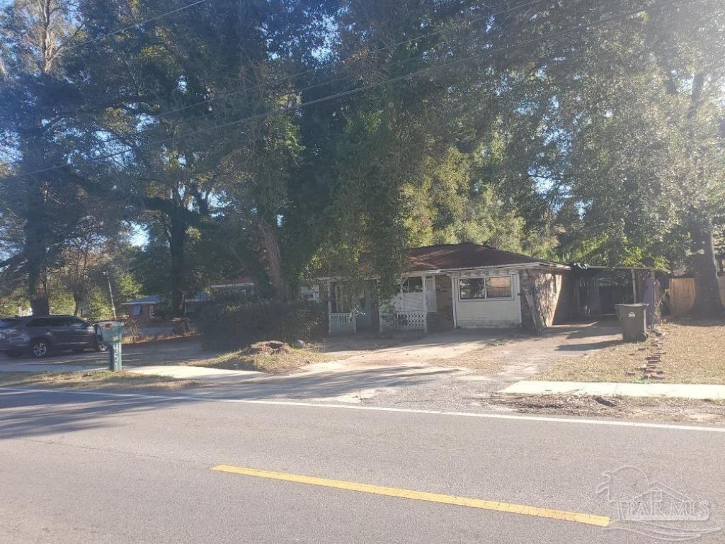 451 E Ten Mile Rd, Pensacola, FL 32534 Main Photo