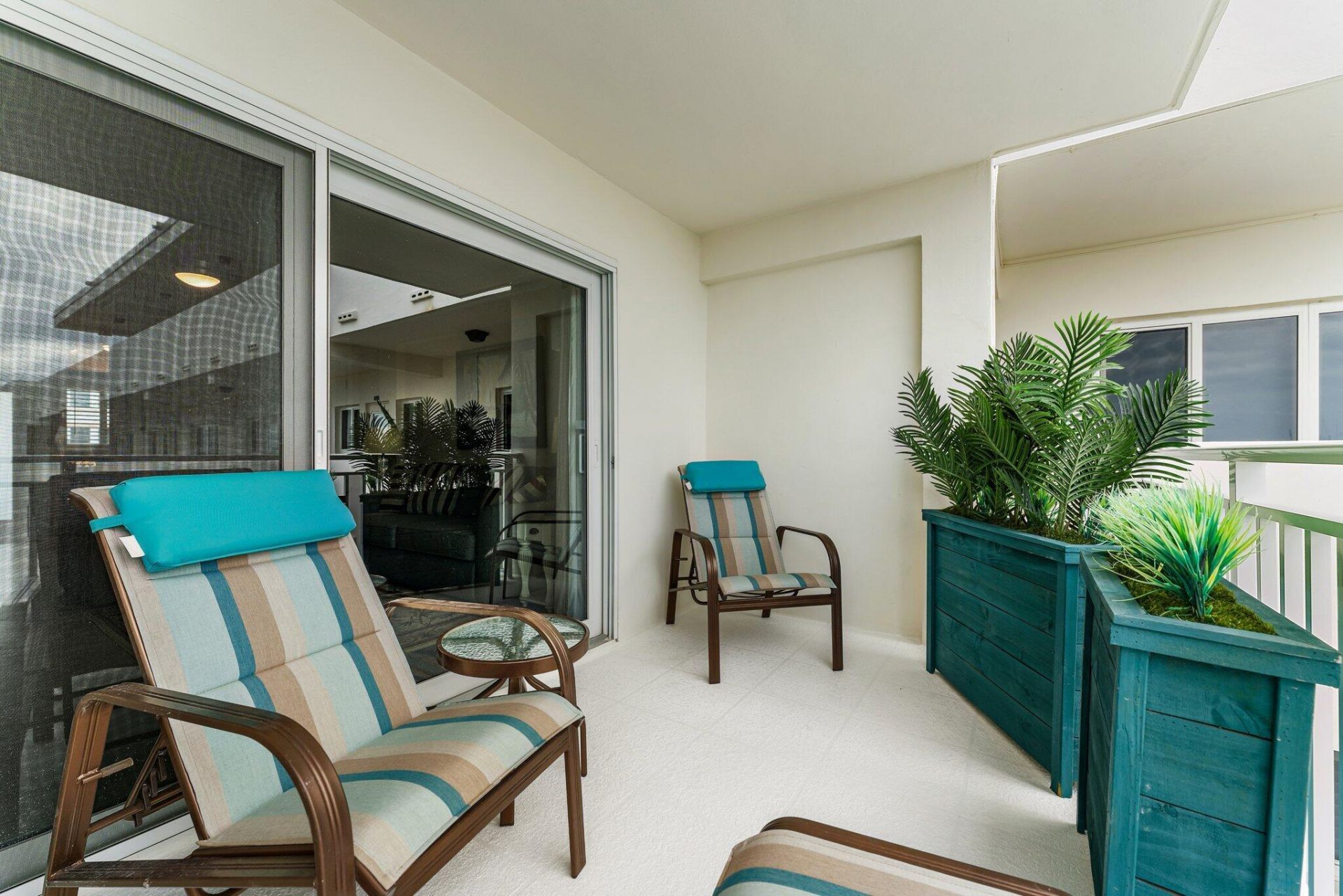 33 S Ocean Avenue, Unit 502, Palm Beach Shores, FL 33404 Photo