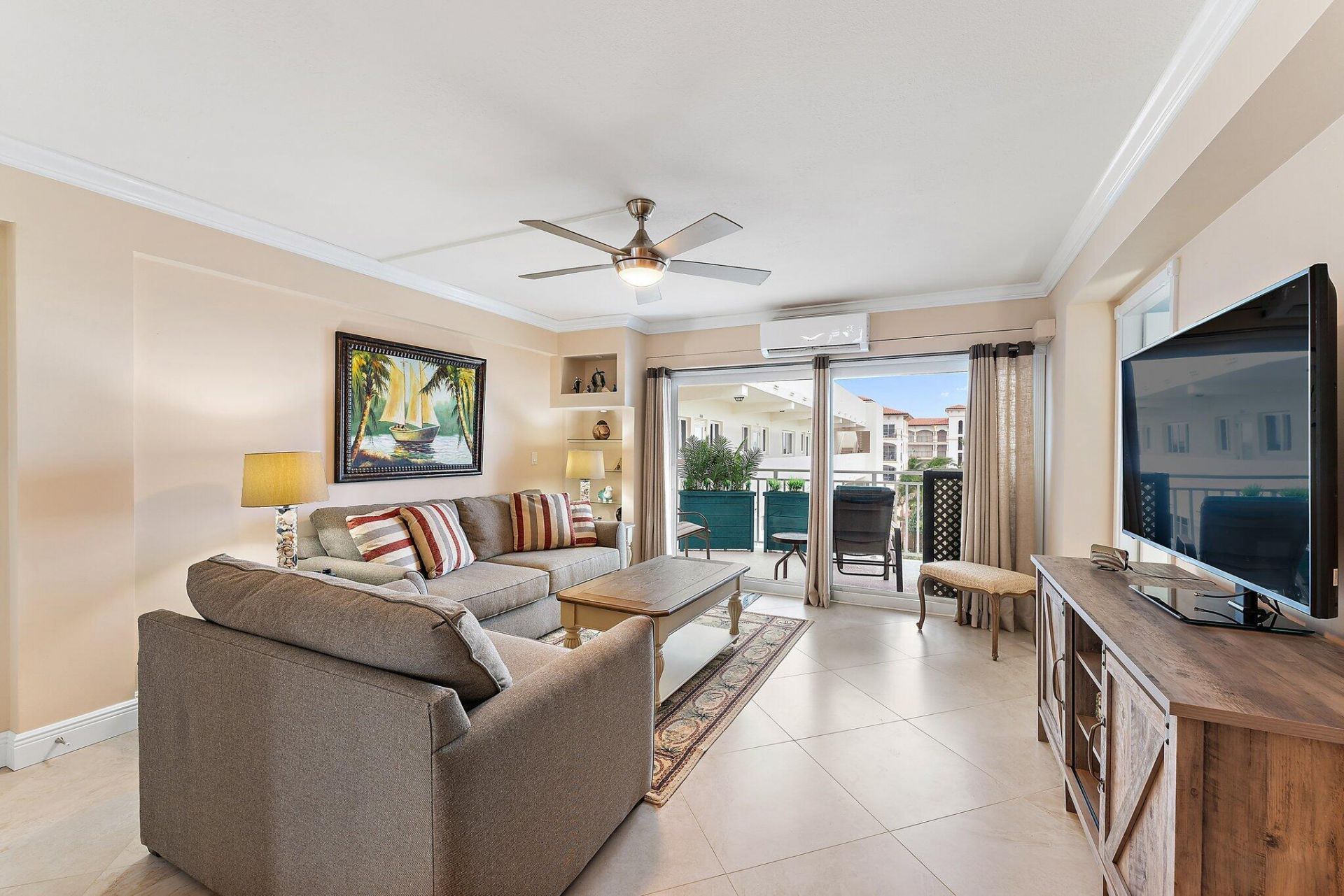 33 S Ocean Avenue, Unit 502, Palm Beach Shores, FL 33404 Photo