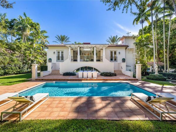 8000 Los Pinos Blvd, Coral Gables, FL 33143