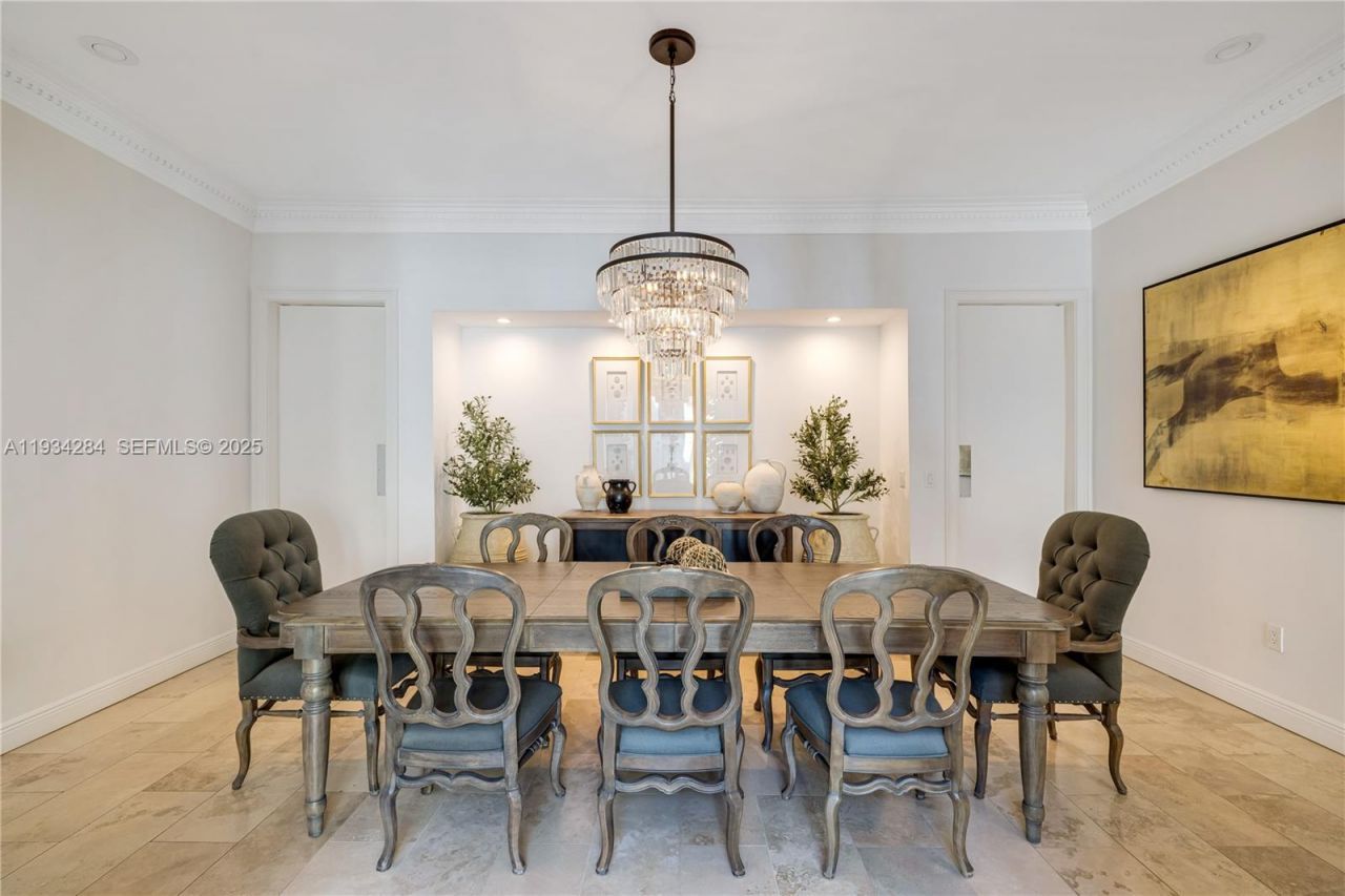 8000 Los Pinos Blvd, Coral Gables, FL 33143 Photo