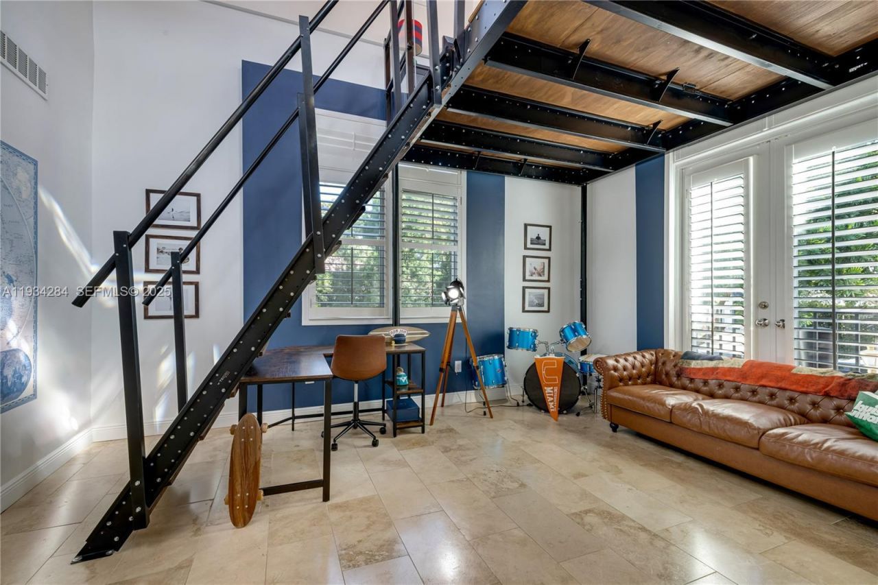 8000 Los Pinos Blvd, Coral Gables, FL 33143 Photo