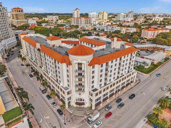 2030 S Douglas Rd, Unit 216, Coral Gables, FL 33134