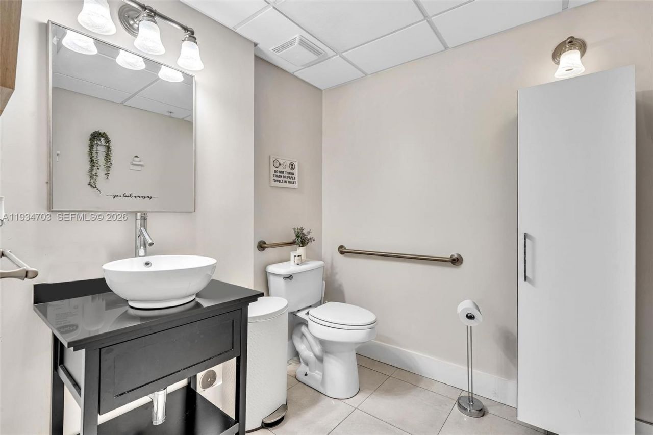 2030 S Douglas Rd, Unit 216, Coral Gables, FL 33134 Photo