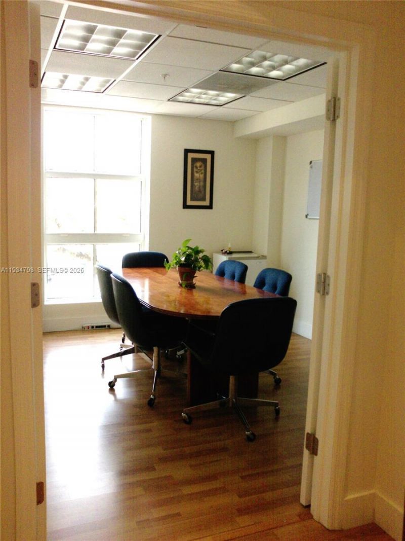 2030 S Douglas Rd, Unit 216, Coral Gables, FL 33134 Photo