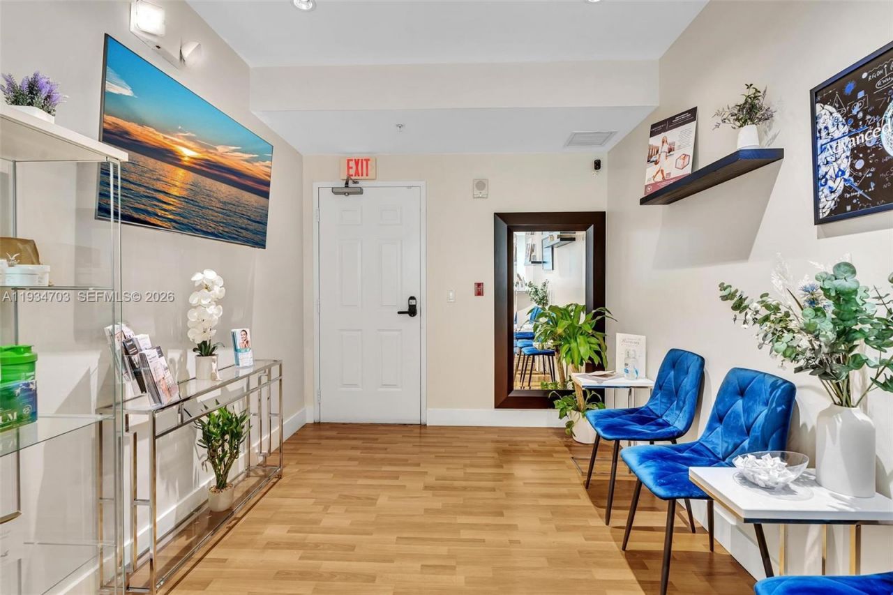 2030 S Douglas Rd, Unit 216, Coral Gables, FL 33134 Photo