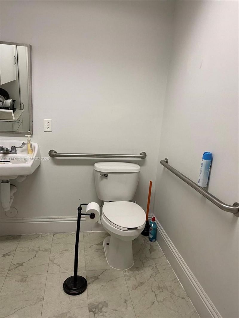 2030 S Douglas Rd, Unit 109, Coral Gables, FL 33134 Photo