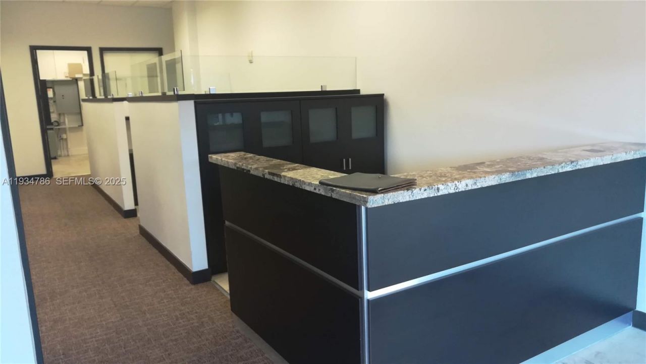 2030 S Douglas Rd, Unit 109, Coral Gables, FL 33134 Photo