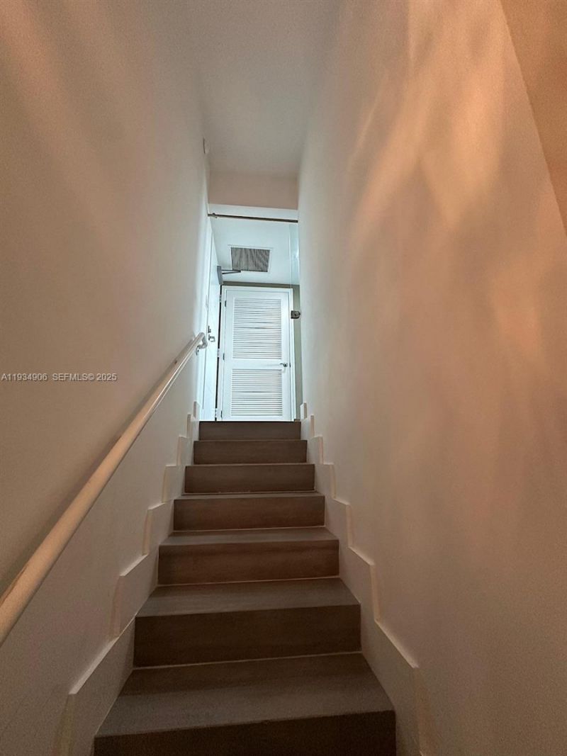 400 Sunny Isles Blvd, Unit 1616, Sunny Isles Beach, FL 33160 Photo