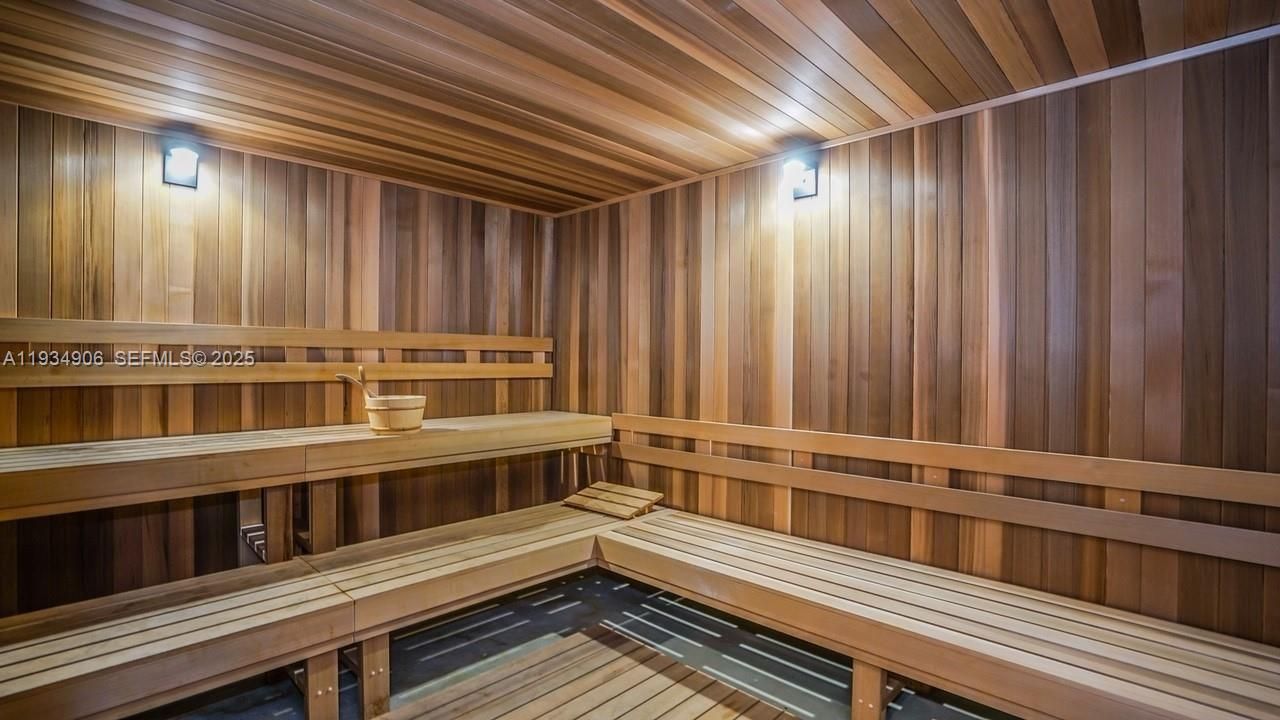 400 Sunny Isles Blvd, Unit 1616, Sunny Isles Beach, FL 33160 Photo