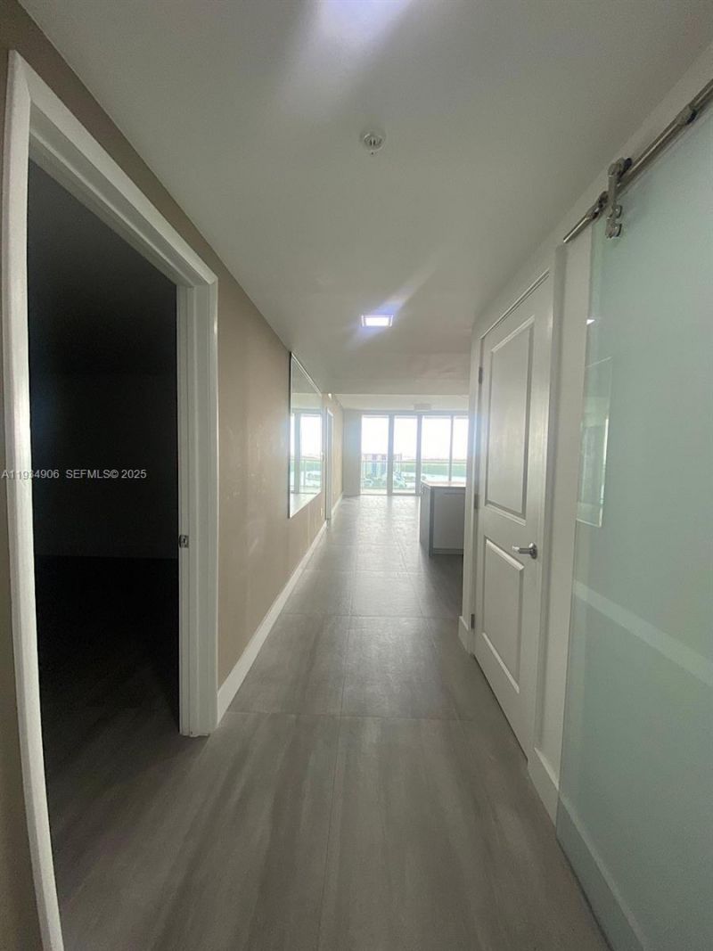 400 Sunny Isles Blvd, Unit 1616, Sunny Isles Beach, FL 33160 Photo