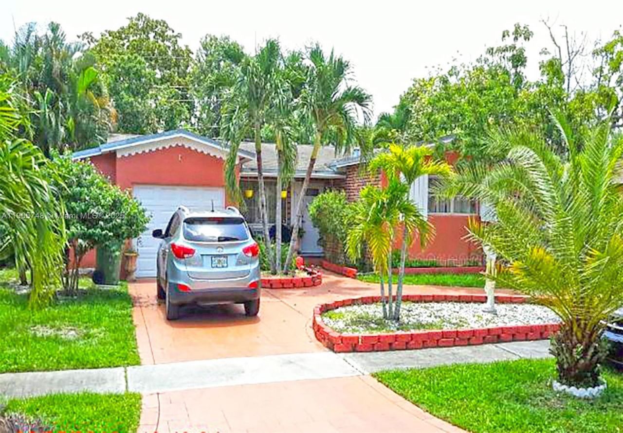 631 SW 69th Ave, Pembroke Pines, FL 33023 Photo