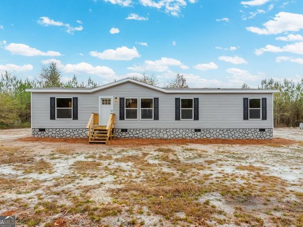 1062 Boots Harrison Road, Hortense, GA 31543