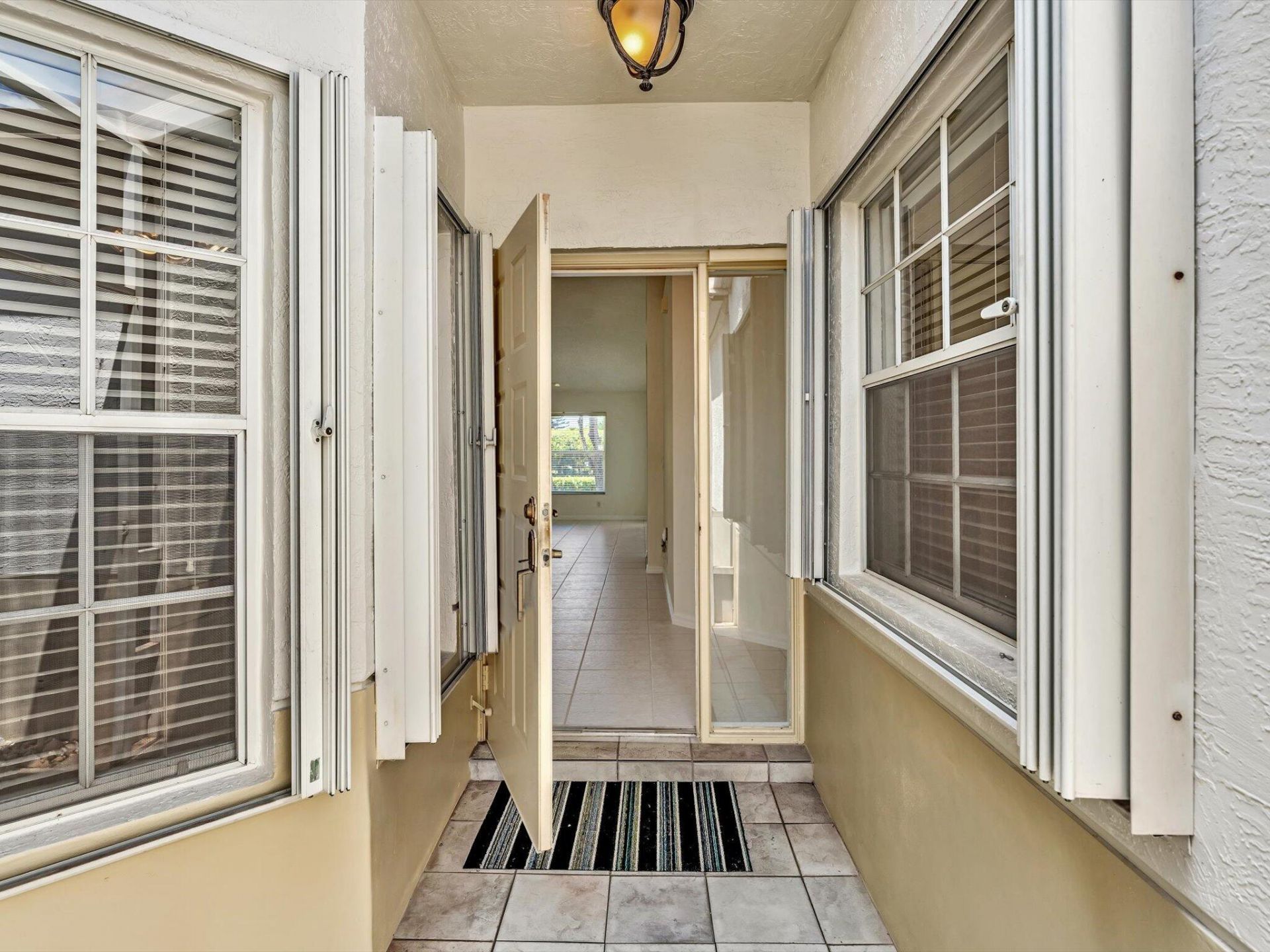 6094 Lake Hibiscus Drive, Delray Beach, FL 33484 Photo