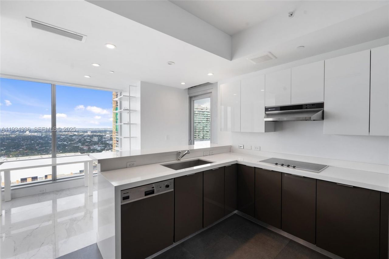 1425 Brickell Ave, Unit 47B, Miami, FL 33131 Photo