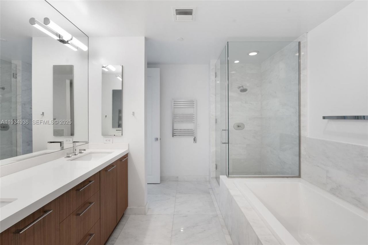 1425 Brickell Ave, Unit 47B, Miami, FL 33131 Photo