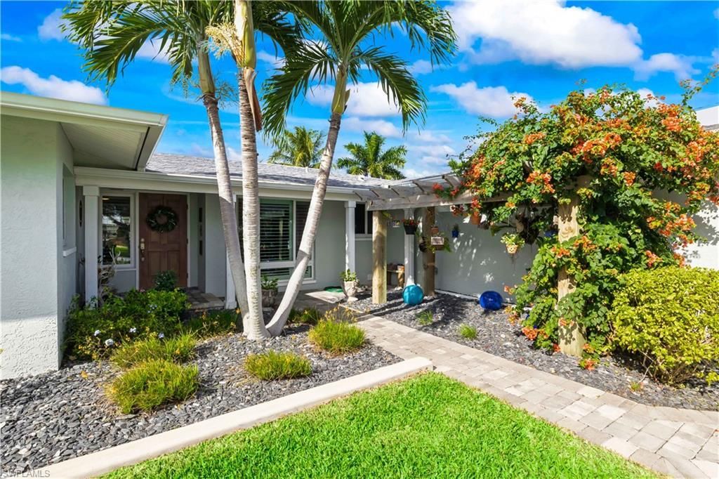 3122 SE 18th Pl, Cape Coral, FL 33904 Photo