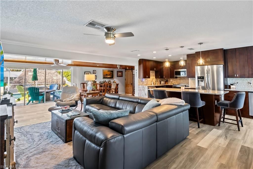 3122 SE 18th Pl, Cape Coral, FL 33904 Photo