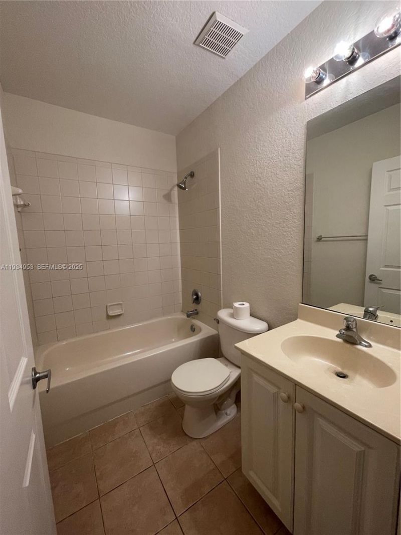 3550 Oleander Ter, Riviera Beach, FL 33404 Photo