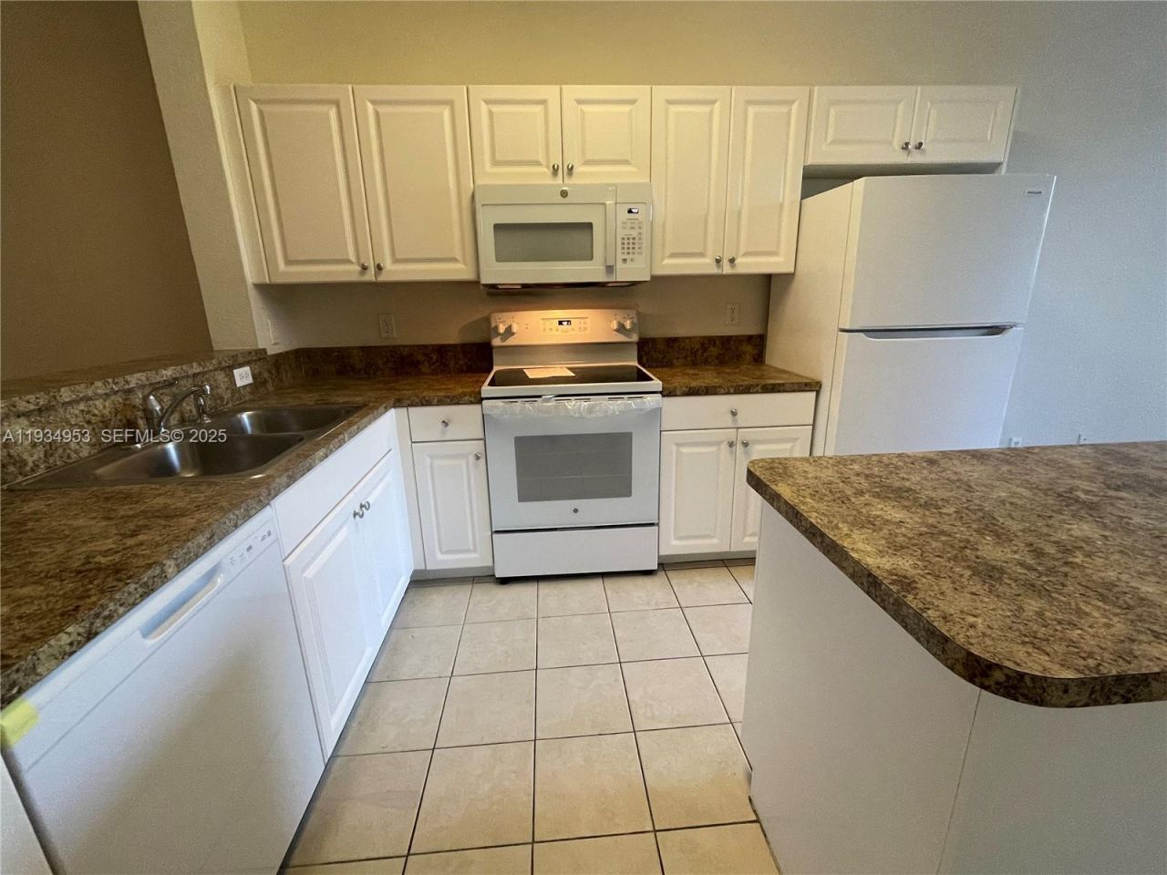 3550 Oleander Ter, Riviera Beach, FL 33404 Photo