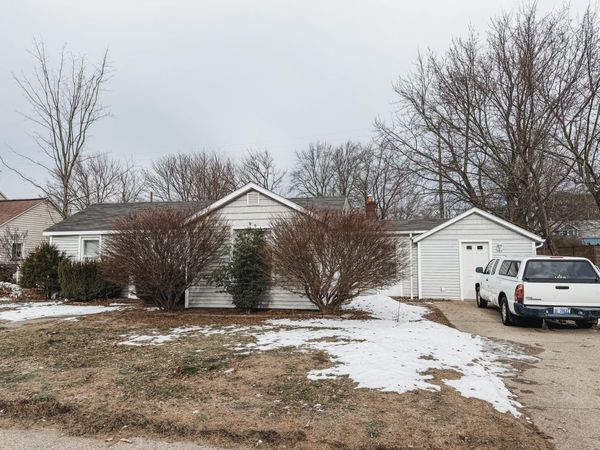 1237 Grant Street, Grand Haven, MI 49417