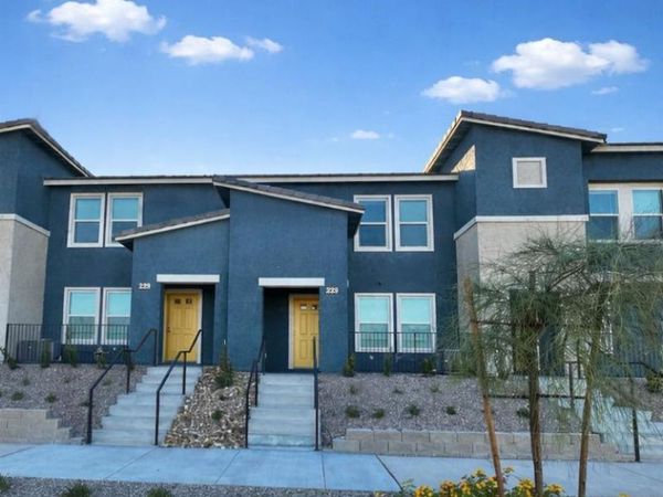 1130 Scarlet Sparrow Street, Henderson, NV 89011