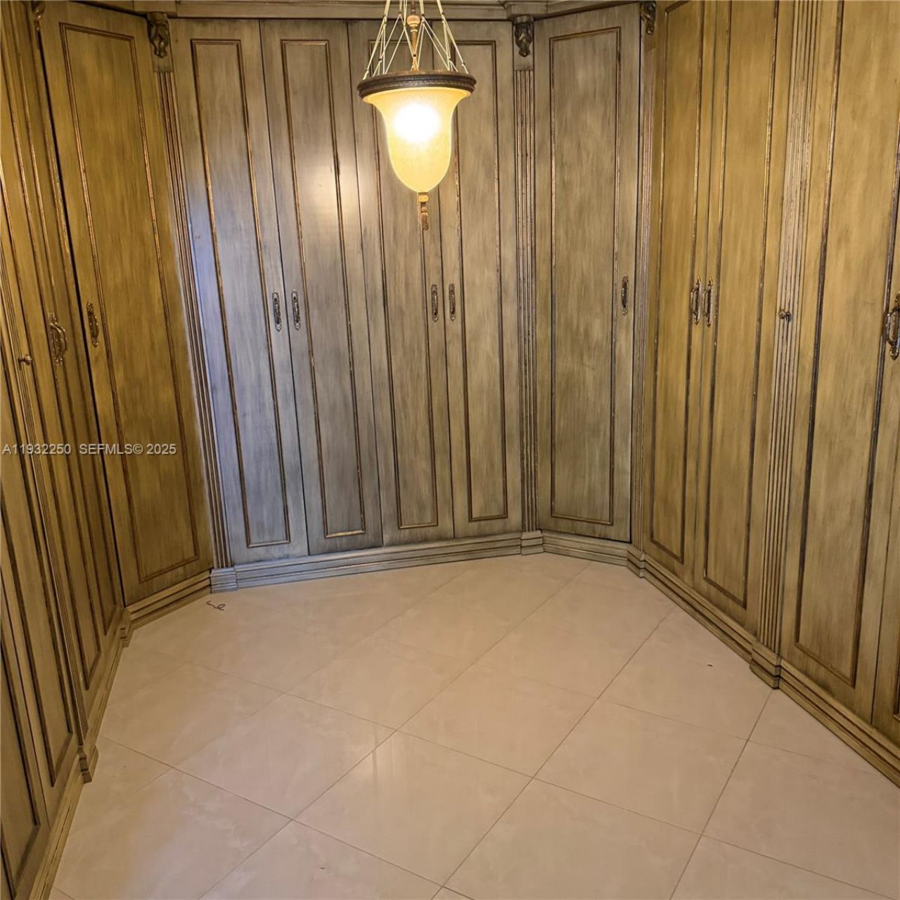 19355 Turnberry Way, Unit 5K, Aventura, FL 33180 Photo