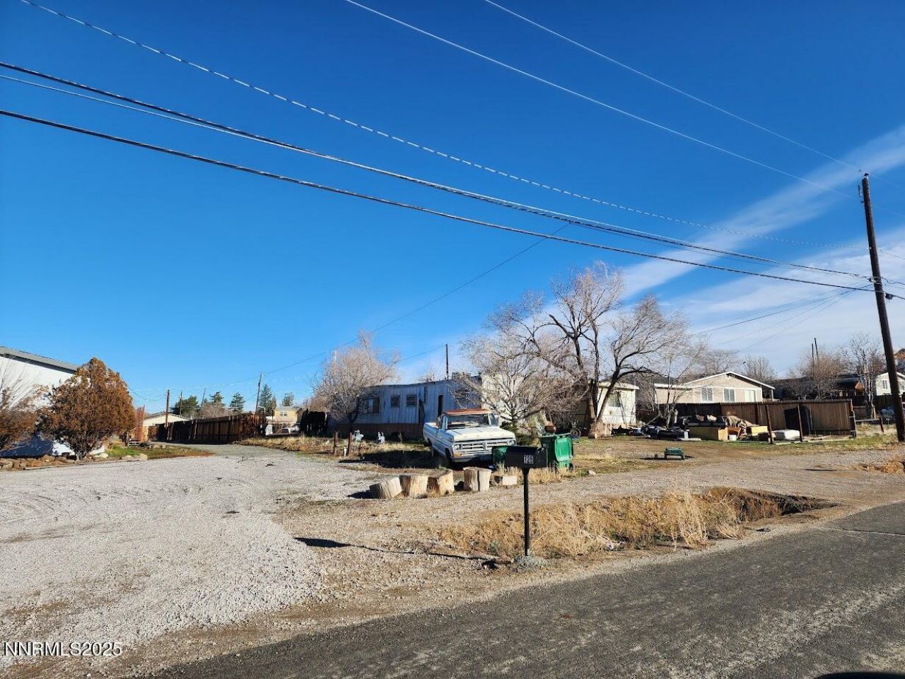 735 E 4th Avenue, Sun Valley, NV 89433 Photo