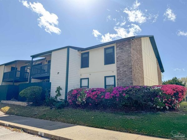 2299 Scenic Hwy, Unit P8, Pensacola, FL 32503