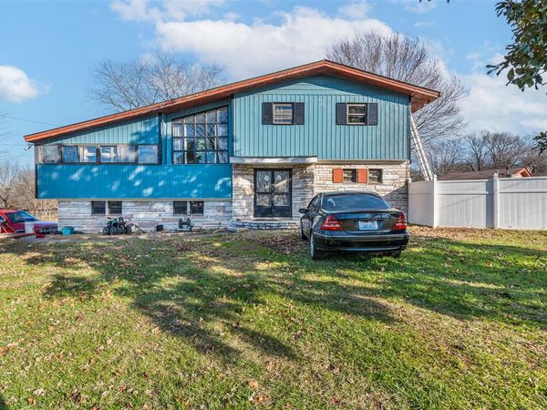 1093 Sportsman Club Road, Russellville, KY 42276