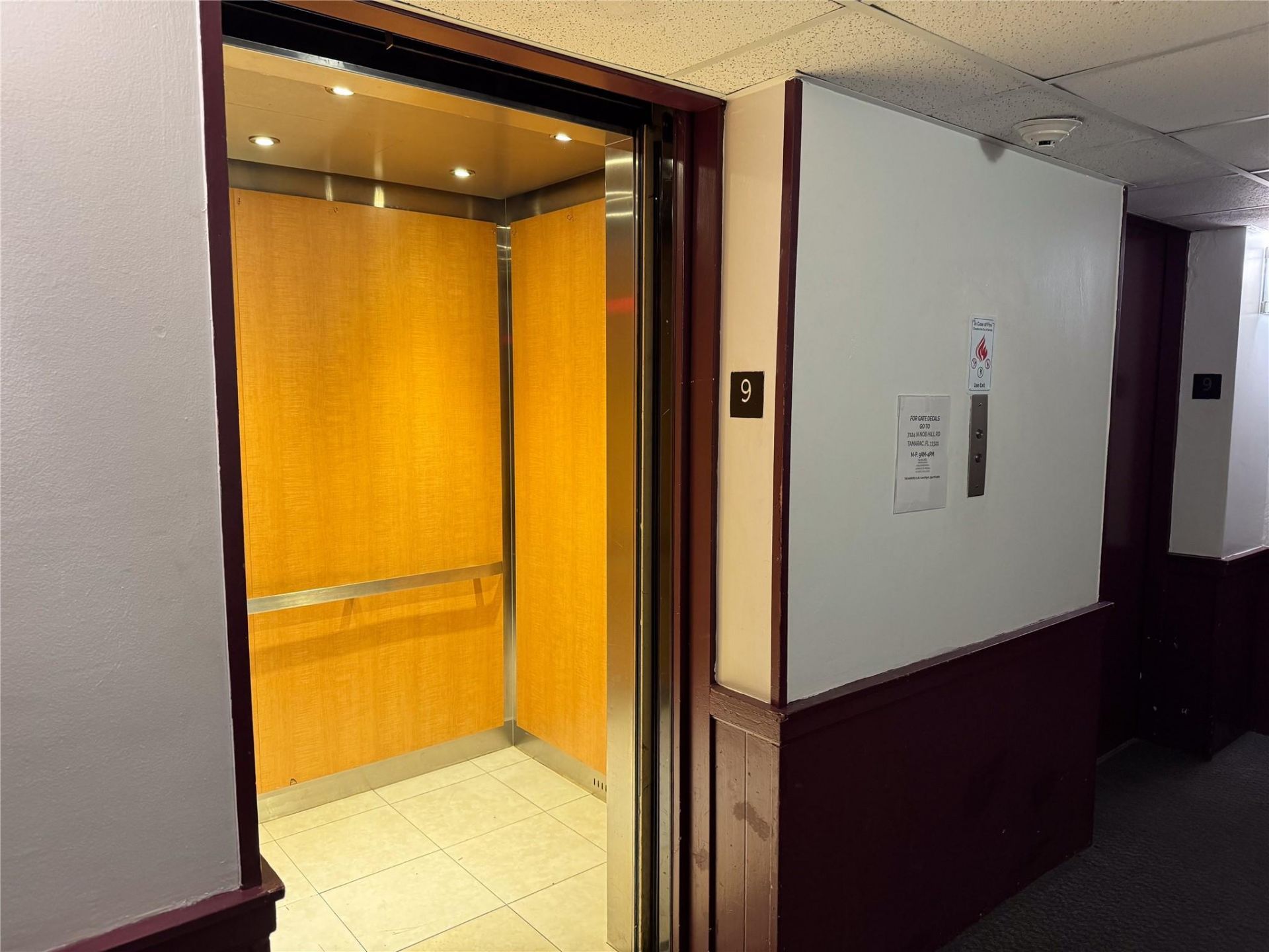 4174 Inverrary Drive, Unit 905, Lauderhill, FL 33319 Photo