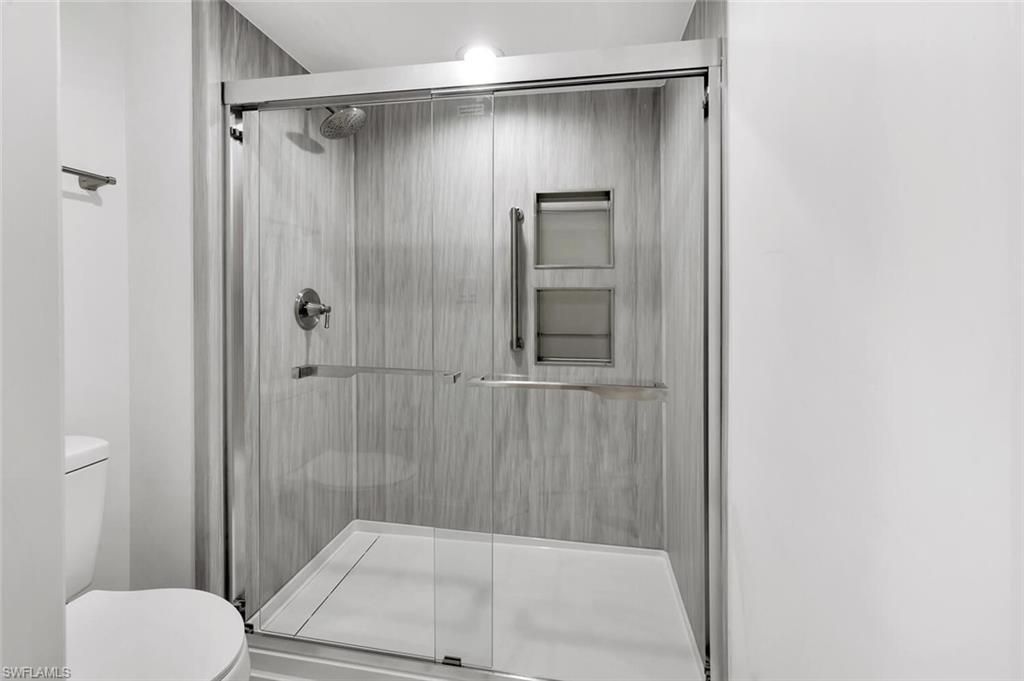 222 Harbour Dr, Unit 114, Naples, FL 34103 Photo