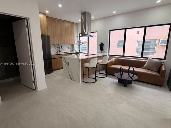 2436 SW 7th St, Unit 6, Miami, FL 33135