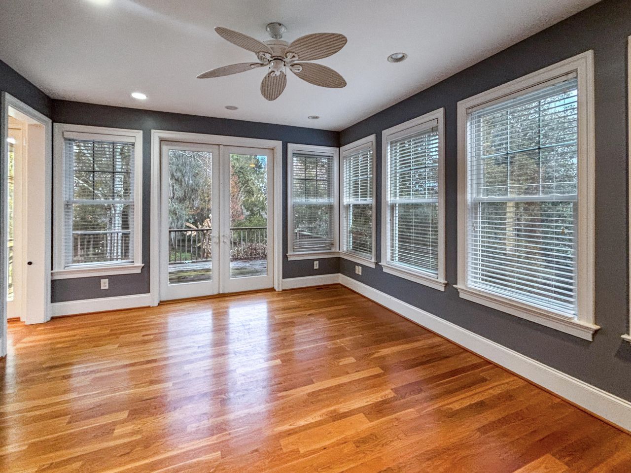 308 Lindrick Court Photo 19