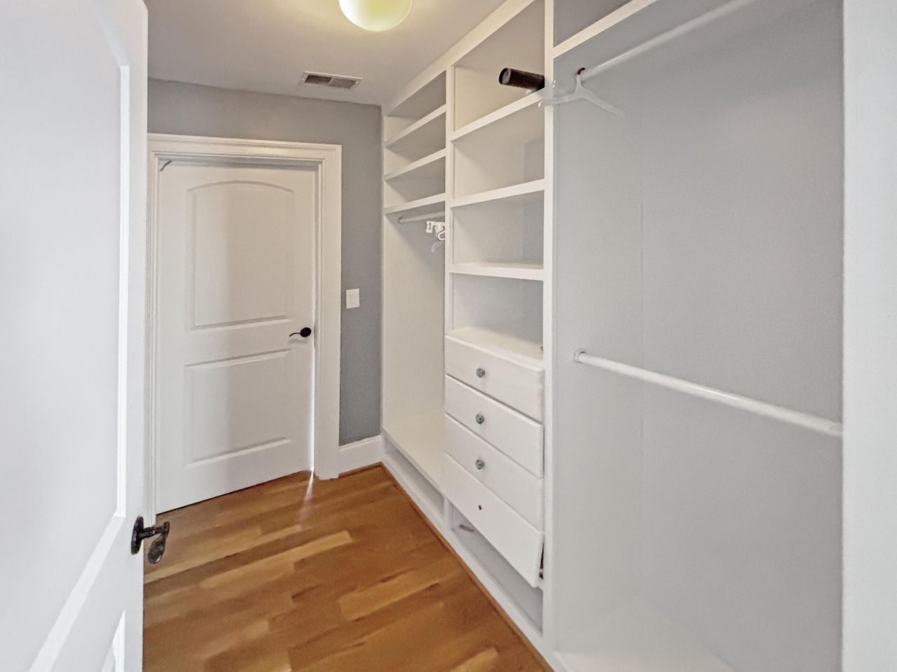 308 Lindrick Court Photo 34