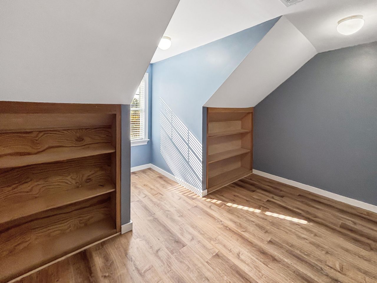 308 Lindrick Court Photo 35