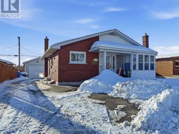 704 Claude Street, Unit B, Ottawa, ON K1K2S2