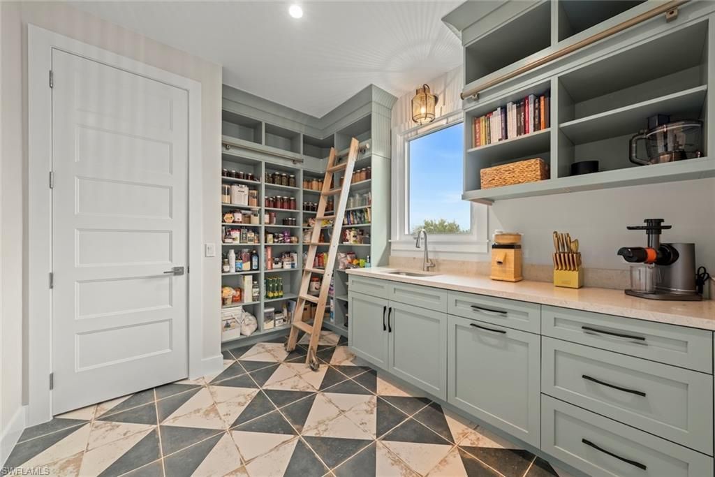 1332 Eagle Run Dr, Sanibel, FL 33957 Photo